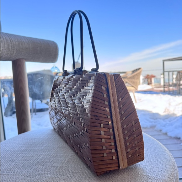 Vintage 1960s Woven Wood Basket Handbag – Structured Top Handle Statement Purse